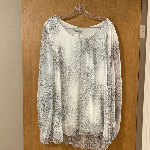 NWT Elena Baldi Grey and White Leopard Print Women's Top - Picture 1 of 7